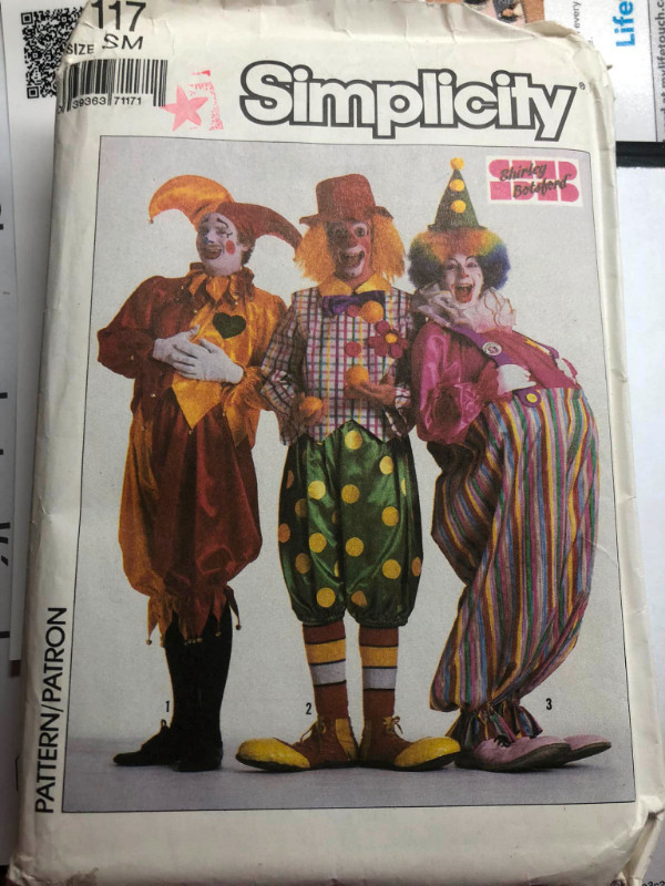 Vintage 80's clown pattern-uncut in Hobbies & Crafts in Winnipeg