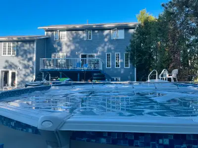 Sturgeon falls 2 rooms available now