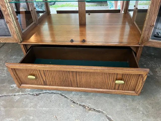 Stunning Display Cabinet in Hutches & Display Cabinets in Peterborough - Image 11