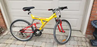 Supercycle MBX 5000 mountain bike Good tires. Needs one grip that is torn.