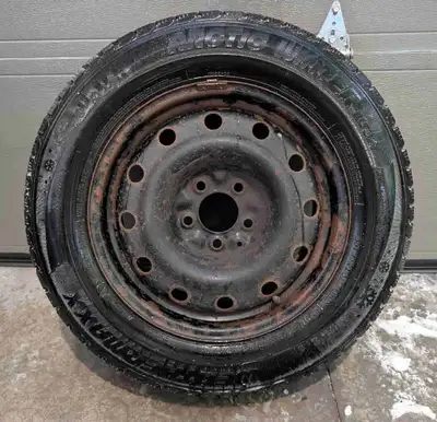 4 Artic Winter Weathermaxx tires on rims. Tread is in good shape. They all hold air.