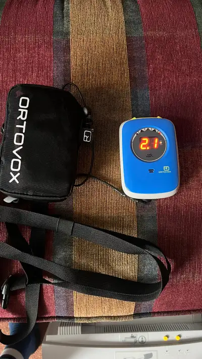 Ortovox Zoom + Avalanche Beacon with harness. Range 40m. Light, View more