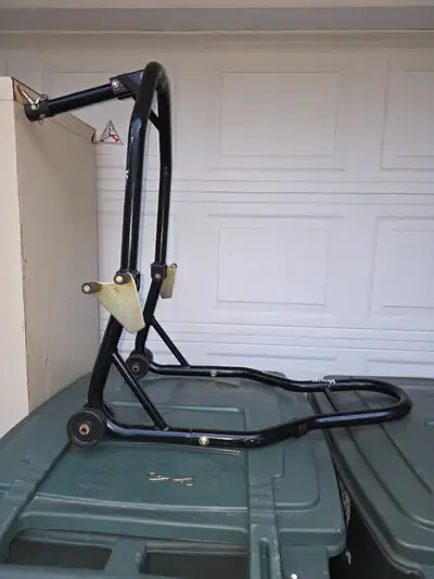 Venom Front Motorcycle Racing Stand W Under The Forks Attachment, View more