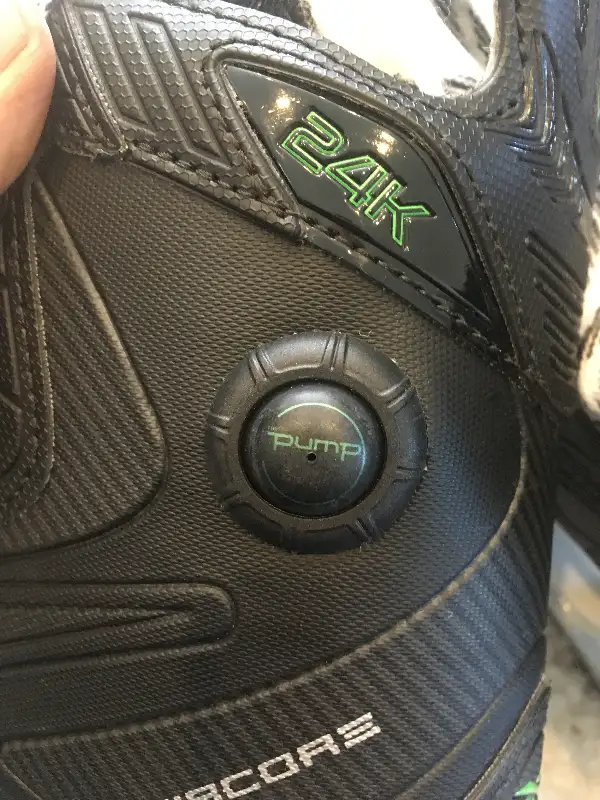 Reebok Pump Skates Size: Shoe 8Skate 6.5  $150 USED ONE TIME ONL in Hockey in Mississauga / Peel Region - Image 4