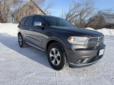 2016 Dodge Durango Citadel 3.6L V6 with a 8 spd transmission. Well Maintained in excellent condition...