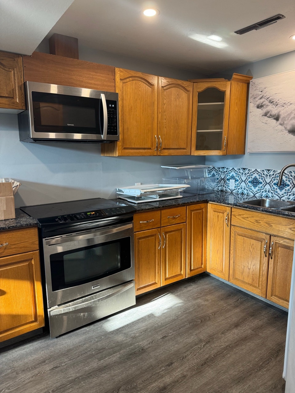Bright & Spacious 1 Bed/1 Bath Lower Level Unit in Coaldale 1