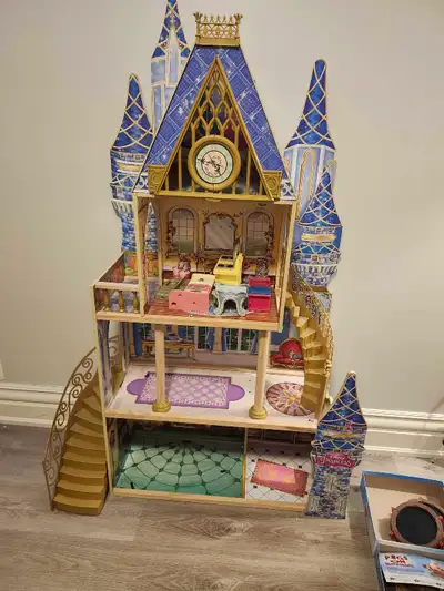 doll house, View more