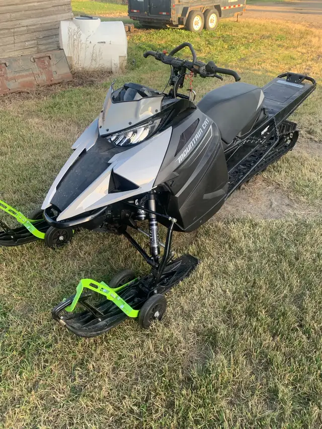 Multiple Arctic Cat Sled Part Out Alpha Proclimb M-Series in Snowmobiles Parts, Trailers & Accessories in Edmonton - Image 4