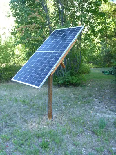 Powerful 385w panel on hand built sturdy gimbaled wooden mount. four Deka 230ah 6v batteries install...