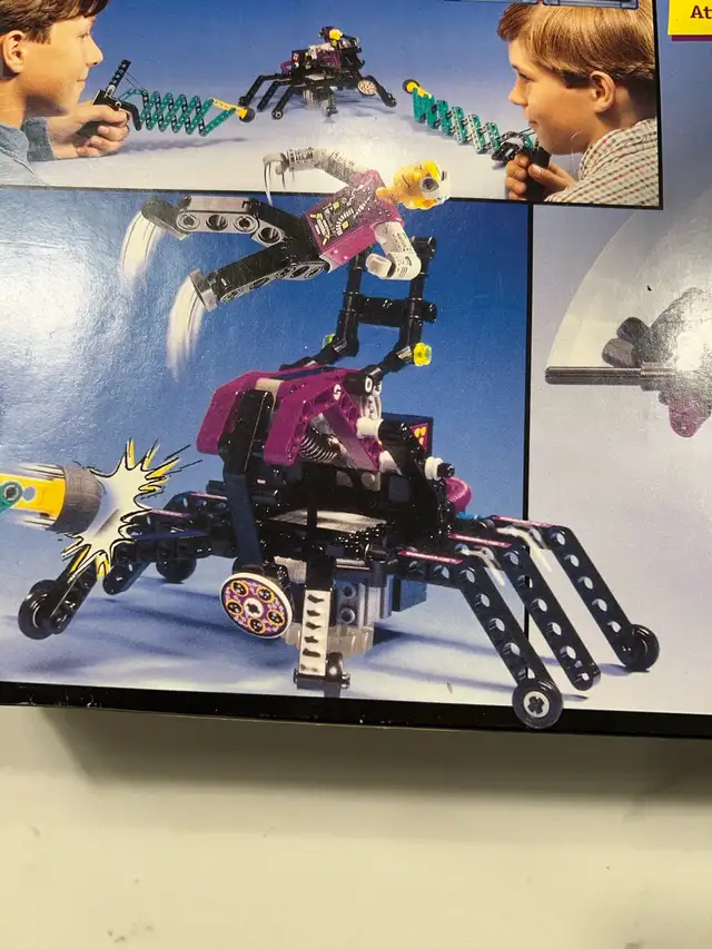 LEGO Technic 3038 Cyber Slam in Toys & Games in Oakville / Halton Region - Image 2