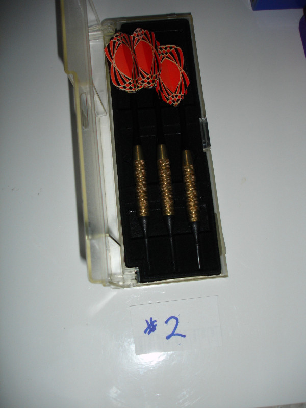 Vintage dart sets in Other in Oakville / Halton Region - Image 3