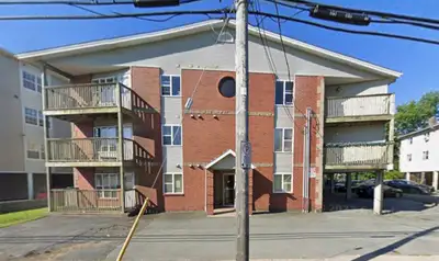 1 bedroom apartment available asap. I'm the current tenant and have found other living accommodation...