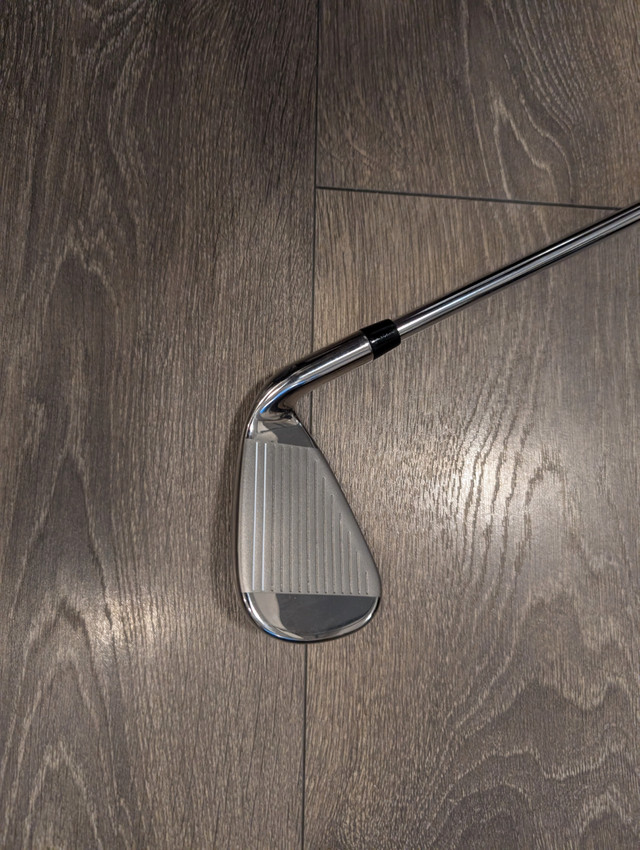 Callaway Rogue 7 iron in Golf in Edmonton