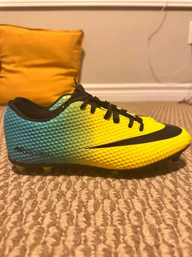 Nike Mercurial Cleats Men in Men's Shoes in Ottawa - Image 5