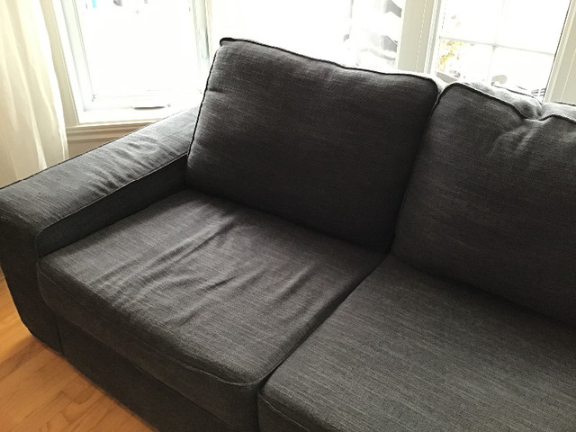 Causeuse kivik (Ikea) dans Sofas et futons  à Longueuil/Rive Sud - Image 2