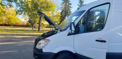 Mechanic Special, needs engine repair or replacement of 3L V8 turbo diesel engine. Original owner. M...