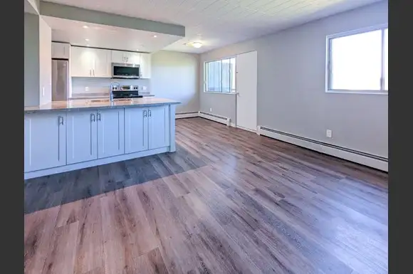 1 & 2 Bedroom Apartments available central St.Catharines62865714467331122