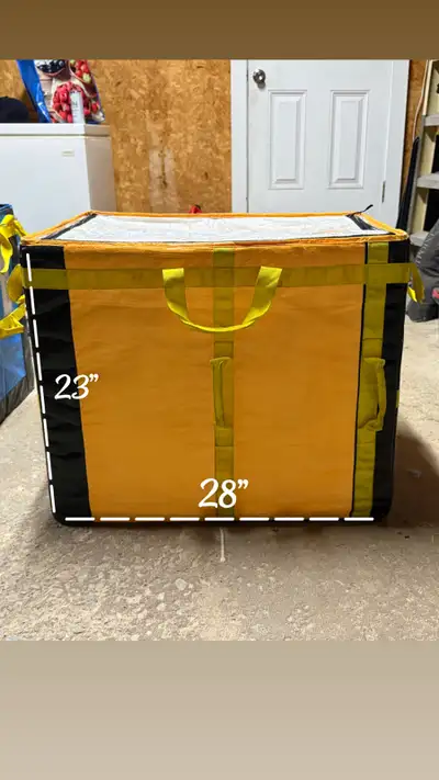 Selling XXL foldable Bags / Bins (See pictures for size) $15 each bag OR 5 bags for $60 Moving house...