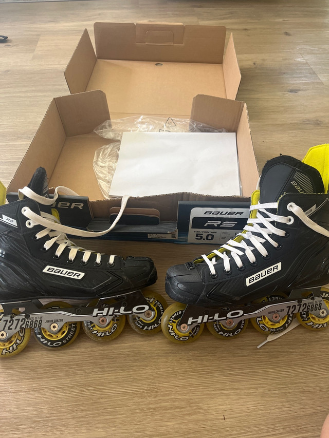 Bauer roller hockey junior size 5 skates shoes size 6 EUC in Skates & Blades in Winnipeg - Image 2