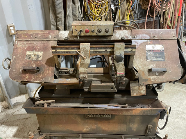 Modern 10” steel band saw in Other Business & Industrial in Prince Albert