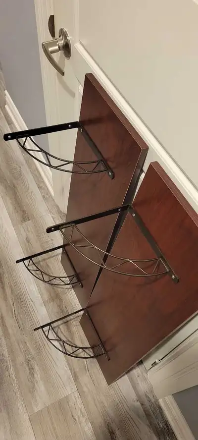 2 shelves with brackets, View more