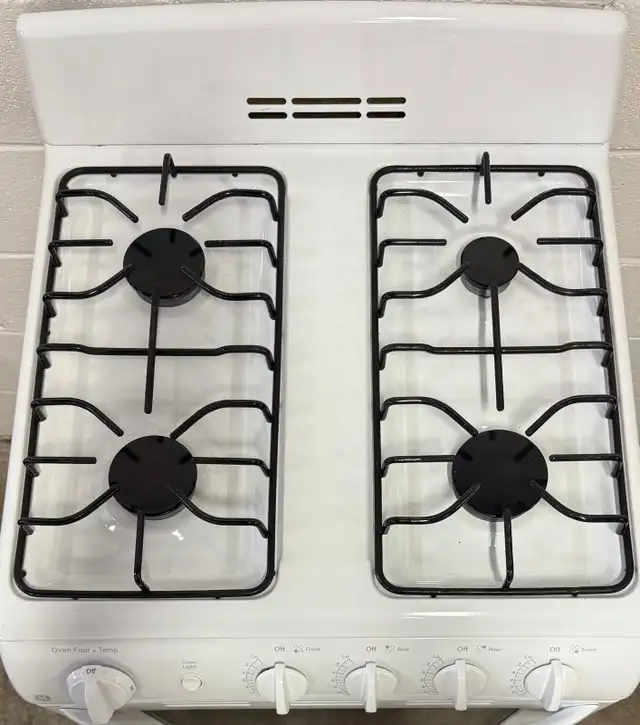 Apartment Size GAS Stove “GE” 24 inch in Stoves, Ovens & Ranges in City of Toronto - Image 4