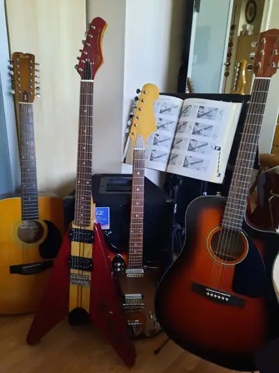 Guitar lessons at Guitar Classique - ph. 780-452-4853, View more