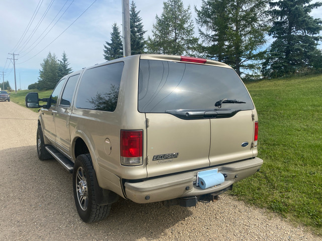 Ford Excursion Limited 6.0 in Cars & Trucks in Red Deer - Image 3