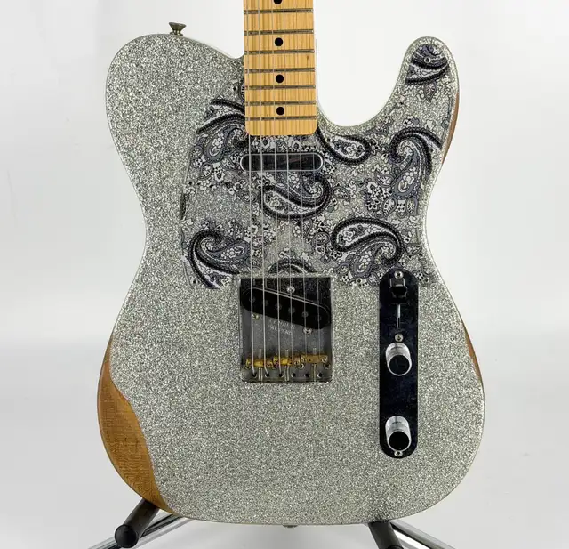 Brad paisley fender  telecaster (Mint) in Guitars in Guelph - Image 7
