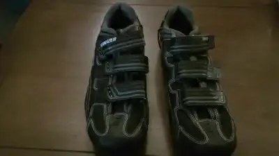 BG cleated bike shoes sz. 10 -like new, View more