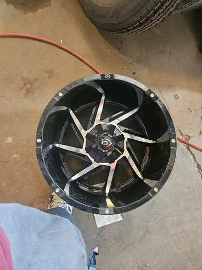 20X12 -51 VISION PROWLER 8X6.5 never mounted just sitting around our shop 705 878 3026