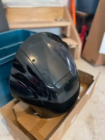 Selling a Krator Brand Quarter Fairing in great condition! Includes: - chrome quick-release clamps f...