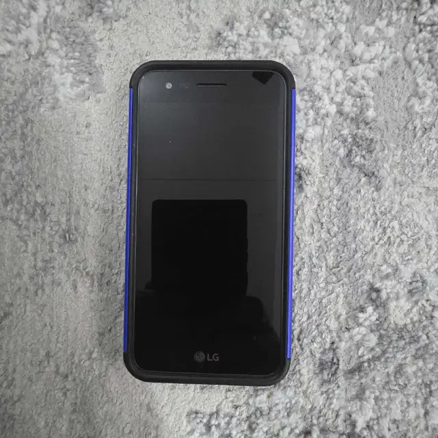 LG Phone in Cell Phones in Brantford - Image 2