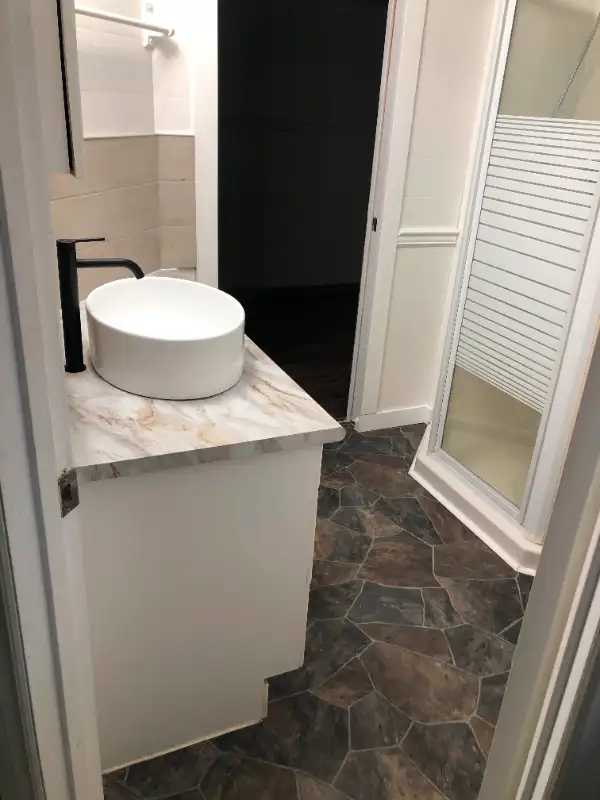 1 Bedroom Bachelor Suite CHETWYND FURNISHED in Short Term Rentals in Dawson Creek - Image 2