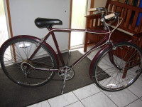 Vintage Canadiana city bike