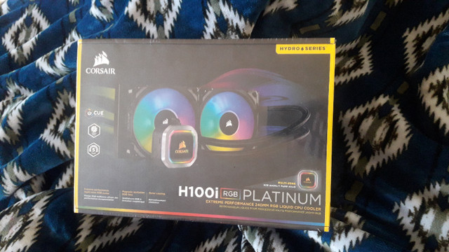 Corsair H100i RGB Platinum AIO Liquid CPU Cooler in System Components in Kitchener / Waterloo