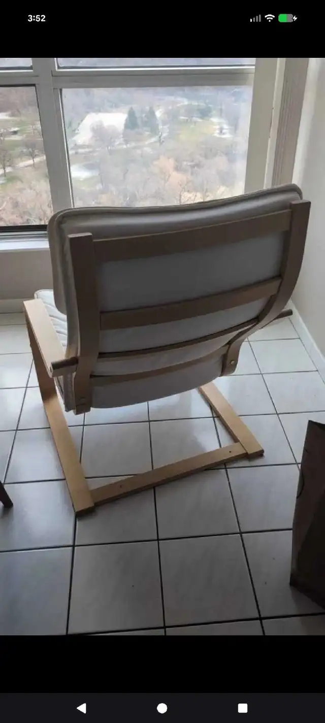 Ikea Poang Chair in Chairs & Recliners in Mississauga / Peel Region - Image 3