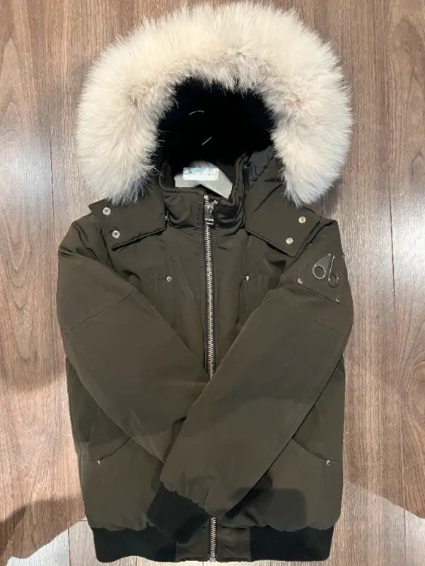 Moose Knuckles unisex Original Bomber Fur, 100% authentic in Men's in Oshawa / Durham Region