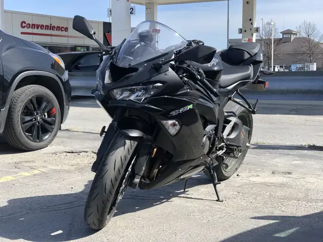 2019 Kawasaki Ninja ZX6R 636 in Sport Bikes in Mississauga / Peel Region - Image 2