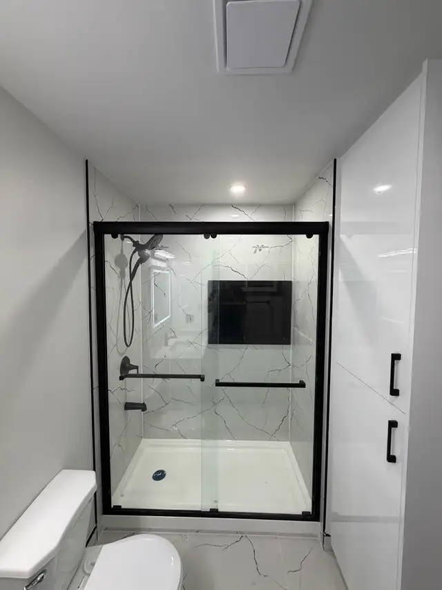 Tile installer / setter in Renovations, General Contracting & Handyman in Edmonton - Image 7