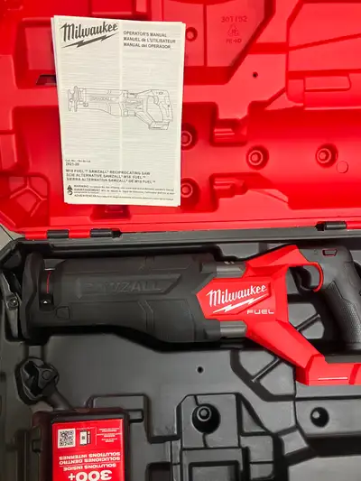 Milwaukee Fuel 2821-20  M18 Sawzall., View more