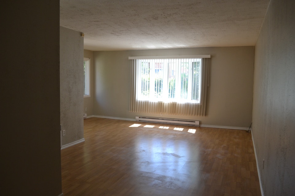A 3-Bedroom House close to Fairview for Rent - Special Price 4