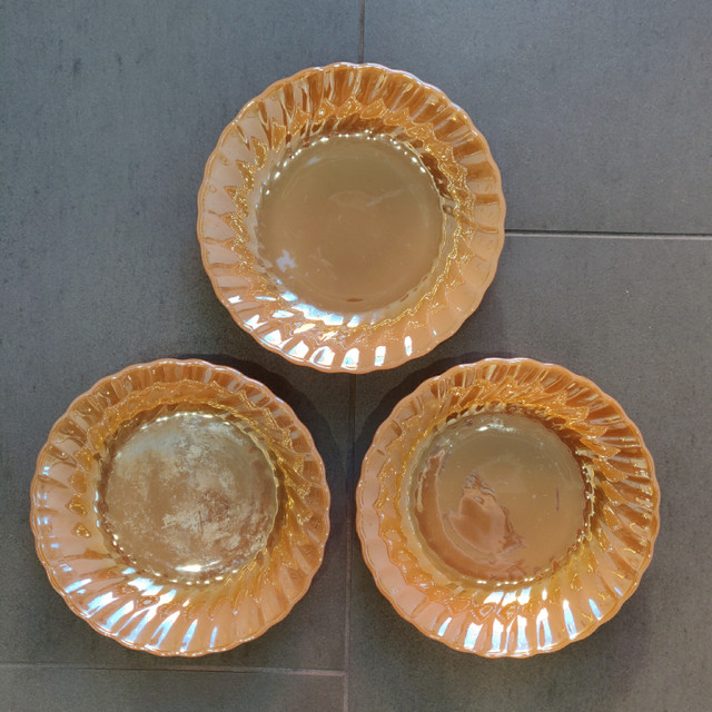 Vintage Fire King Peach Lusterware 9" Plates & 7.5" Bowls Luster in Kitchen & Dining Wares in Hamilton - Image 4