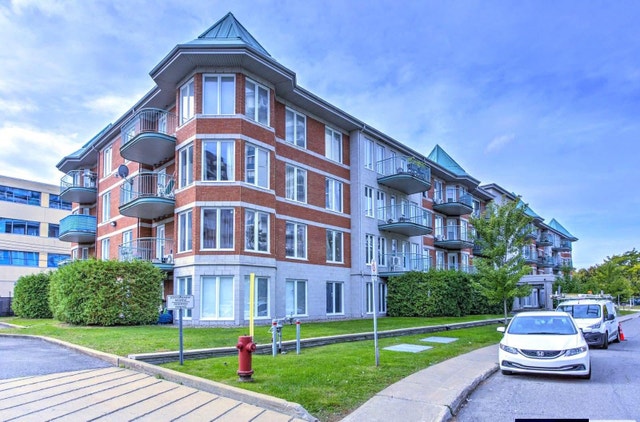Appartement  4  1/2 à louer - Apartment 4 1/2 to rent — photo 1
