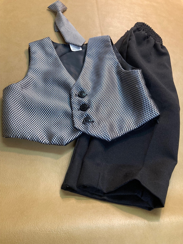 Boys 3 Piece Size 18 months in Clothing - 18-24 Months in Strathcona County