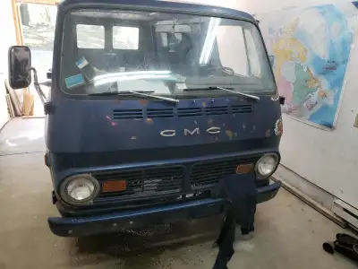 Looking for a project? This 1970 short wheelbase van (90") with a 250 cubic inch engine and 3-speed...