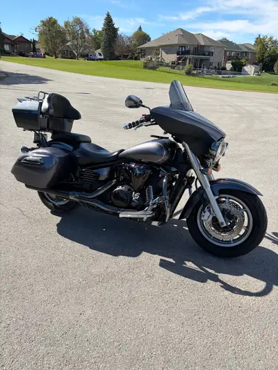I selling my 2014 V-Star 1300 Deluxe, it has 41000 KM in great condition never been dropped added a...