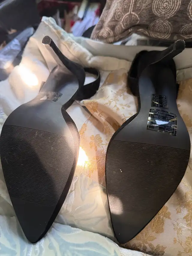 women’s shoes in Women's - Shoes in Mississauga / Peel Region - Image 4