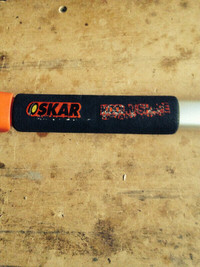 OsKar extendable snobrush
