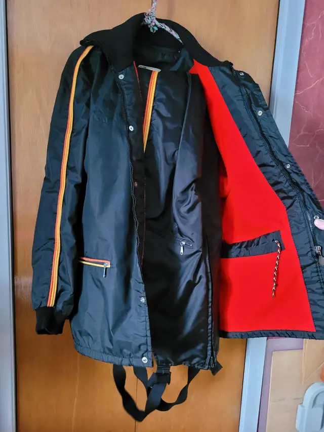 Snow suit in Multi-item in Laval / North Shore - Image 3